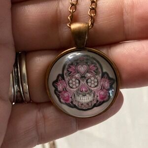 Sugar Skull Necklace Pink Roses Day‎ of the Dead Halloween Pendant Bronze Tone